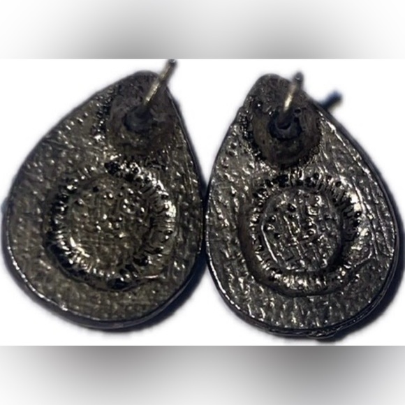 Turquoise Teardrop Beaded Earrings Native Beadwork - Picture 2 of 5